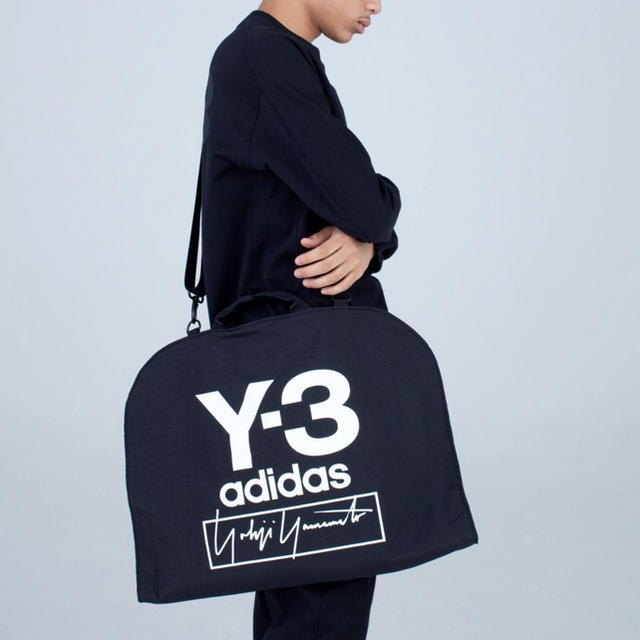 Y-3(ワイスリー)の新品未使用タグ付き　y-3 スーツキャリア メンズのバッグ(トラベルバッグ/スーツケース)の商品写真