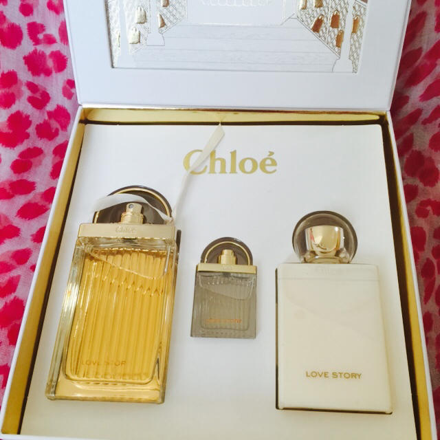 Chloe(クロエ)のCHLOEラブストーリー75ml 3P  コスメ/美容の香水(香水(女性用))の商品写真