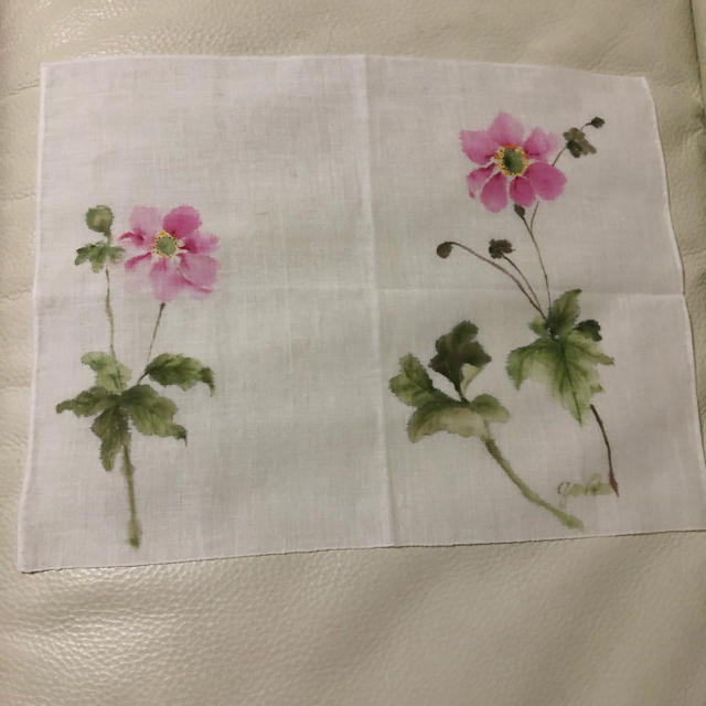 ハンドメイド  綿　手描き布　秋明菊 ハンドメイドのハンドメイド その他(その他)の商品写真