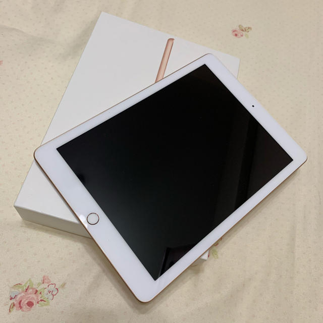 iPad9.7 ゴールド 第6世代 32GB Wi-Fiモデルタブレット