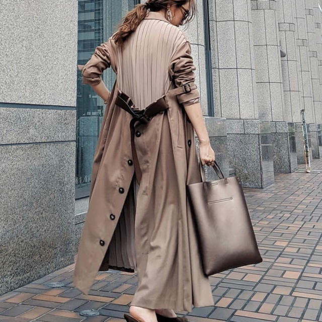 rienda♡backpleatbelttrench coat