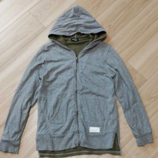 ディーゼル(DIESEL)の☆DIESELキッズパーカー☆　12才用（145～155センチあたり）(ジャケット/上着)