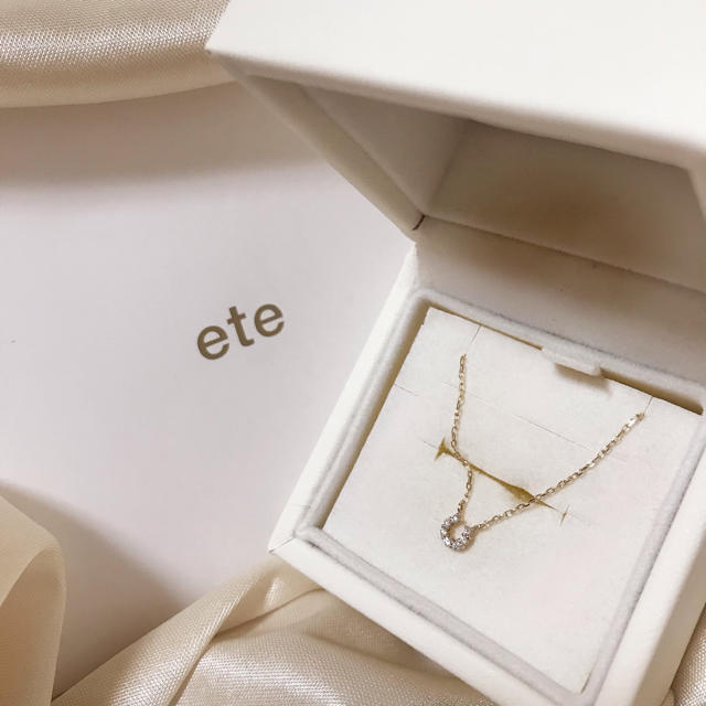 ete(エテ)のete❤︎10Kダイアモンド❤︎ホースシューネックレス レディースのアクセサリー(ネックレス)の商品写真