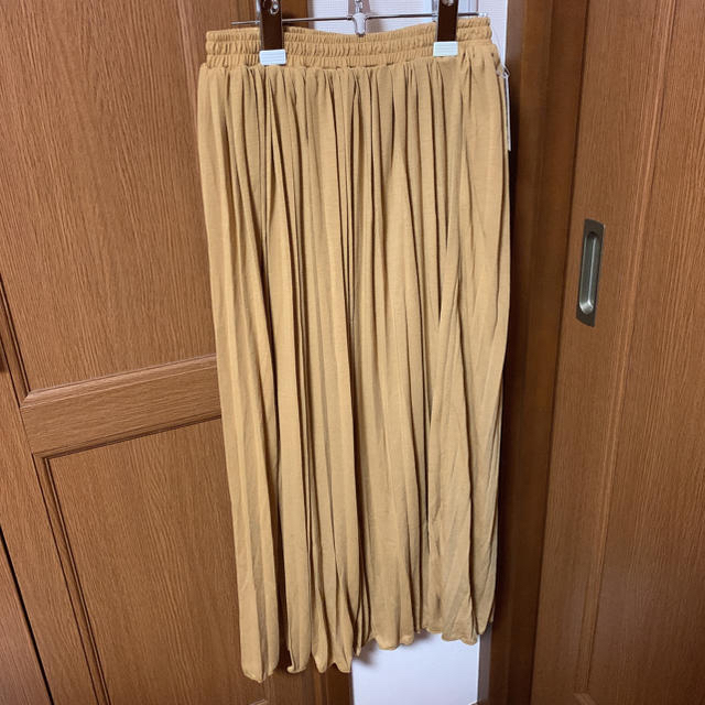 GU(ジーユー)のプリーツスカート ranan レディースのスカート(ロングスカート)の商品写真