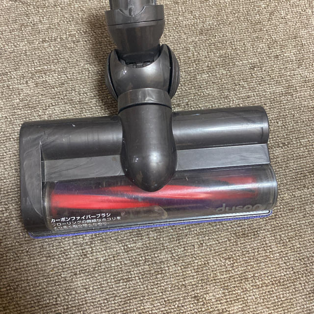 Dyson(ダイソン)のdyson DC62 カーボンファイバー モーターヘッド ヘッドのみ　ジャンク スマホ/家電/カメラの生活家電(掃除機)の商品写真