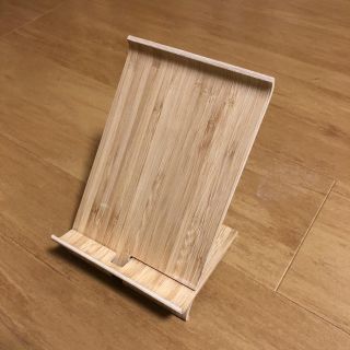 イケア(IKEA)のスマホスタンド(モバイルケース/カバー)