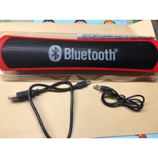 Bluetoothスピーカー 赤色(スピーカー)