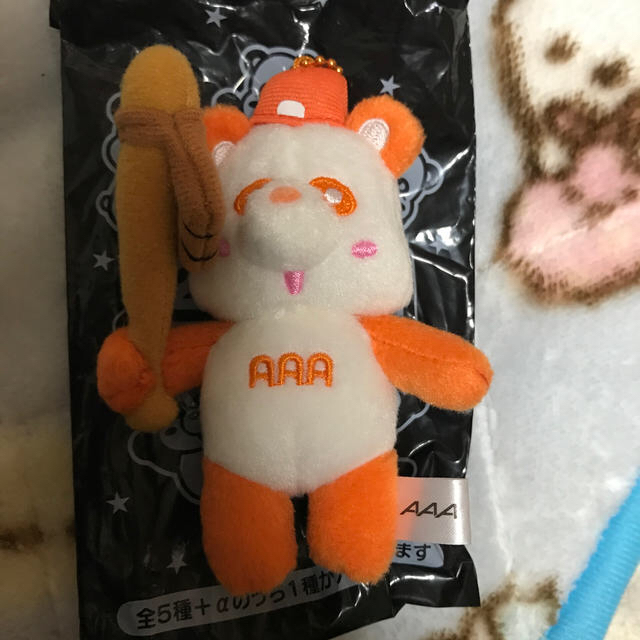 AAA(トリプルエー)のえーぱんだ  オレンジ色 エンタメ/ホビーのおもちゃ/ぬいぐるみ(ぬいぐるみ)の商品写真