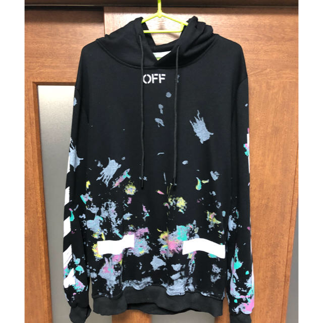 off-white パーカー