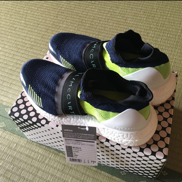 adidas by Stella McCartney(アディダスバイステラマッカートニー)の値下げ！23.5 新品　アディダス　ステラマッカートニー　コラボ　スニーカー レディースの靴/シューズ(スニーカー)の商品写真