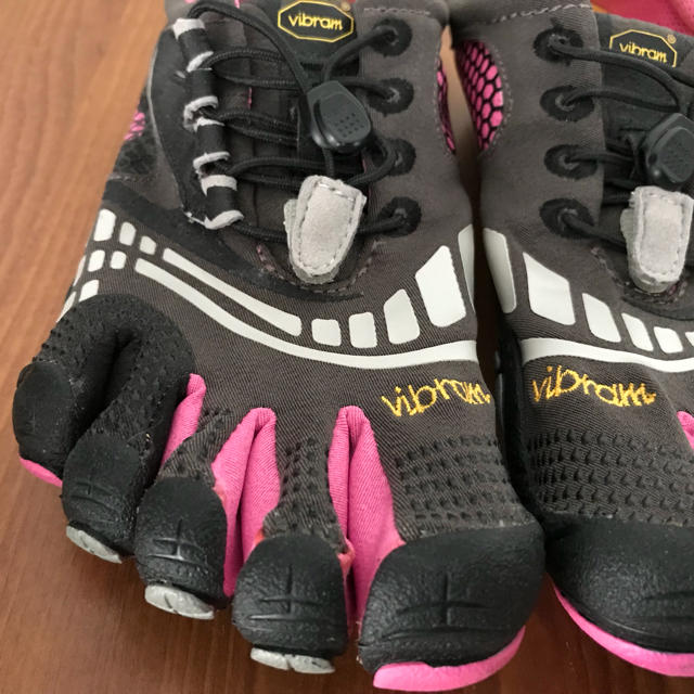 vibram(ビブラム)のVibram Five Fingers  レディースの靴/シューズ(スニーカー)の商品写真