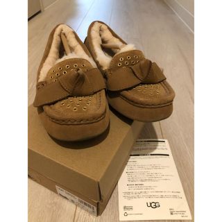 アグ スタッズ スリッポン(レディース)の通販 16点 | UGGのレディース 公式直営 UGG モカシン 中古品 箱有り モカシン