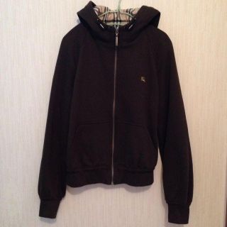 バーバリー(BURBERRY)のBURBERRY＊カーキ パーカー 美品(パーカー)