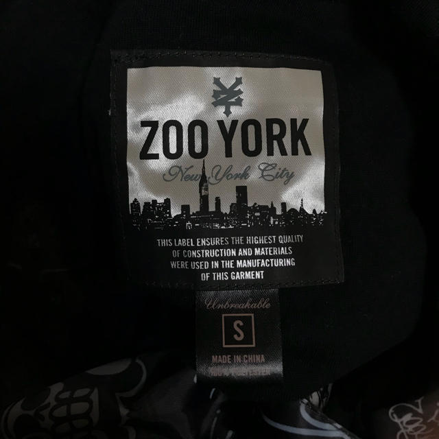 ZOO YORK(ズーヨーク)のZOO YORK パーカー メンズのトップス(その他)の商品写真