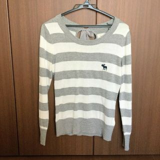 アバクロンビーアンドフィッチ(Abercrombie&Fitch)のゆみっぺ様専用【Abercrombie&Fitch】リボン付きニット　Sサイズ(ニット/セーター)