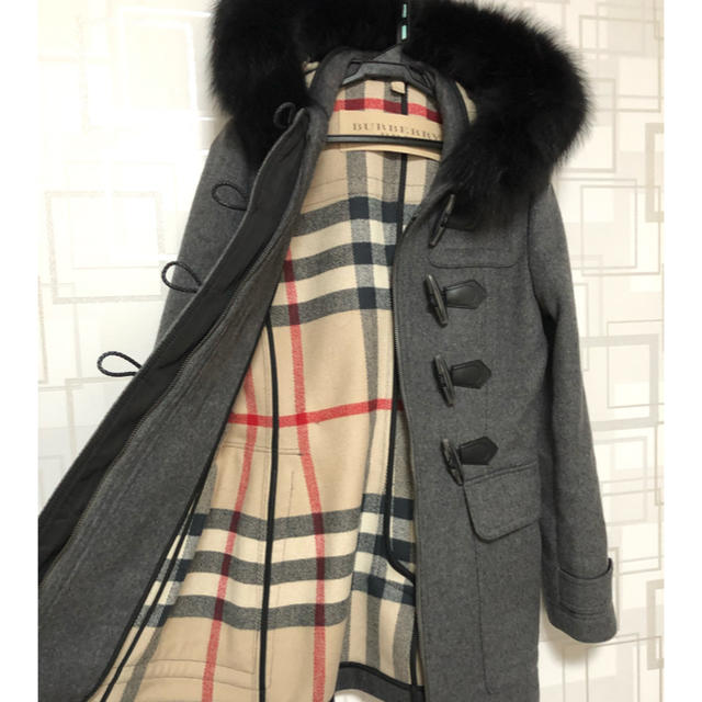 BURBERRY(バーバリー)のゆう様 専用ページ Burberry Brit バーバリー   ダッフルコート レディースのジャケット/アウター(ダッフルコート)の商品写真