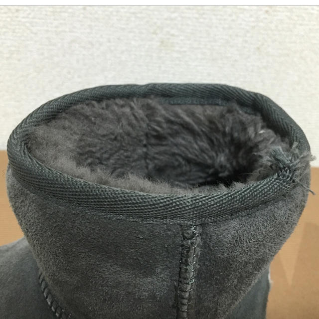 UGG(アグ)のUGG クラッシックミニ レディースの靴/シューズ(ブーツ)の商品写真