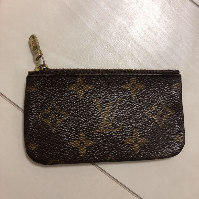 LOUIS VUITTON(ルイヴィトン)の専用 Louis Vuitton コインケースキーホルダー 美品 メンズのファッション小物(コインケース/小銭入れ)の商品写真