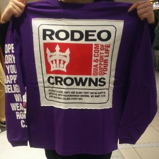 ロデオクラウンズワイドボウル(RODEO CROWNS WIDE BOWL)の新品未使用パープルのロンTとベージュのパーカーにパープルのトートおまとめ(Tシャツ(長袖/七分))