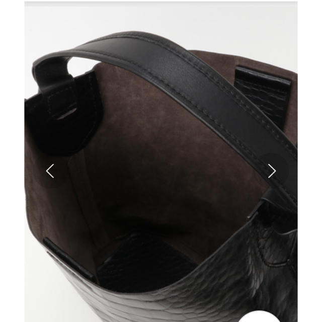 TOMORROWLAND(トゥモローランド)の星様専用 gianni chiarini 型押し レザーバッグ 黒 レディースのバッグ(ハンドバッグ)の商品写真