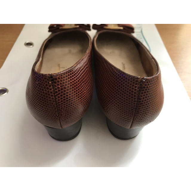 Ferragamo(フェラガモ)のフェラガモ（裏貼り済） レディースの靴/シューズ(ハイヒール/パンプス)の商品写真