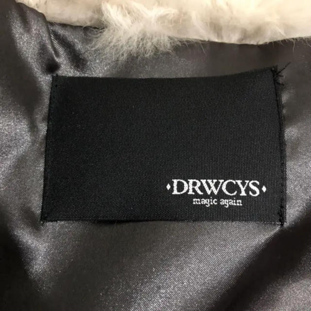 DRWCYS(ドロシーズ)の定価6万円‼︎美品drwcys♡ラビットファーコート レディースのジャケット/アウター(毛皮/ファーコート)の商品写真