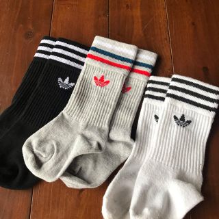 アディダス(adidas)のアディダスオリジナルス ソックス3SET 13〜15㎝(靴下/タイツ)