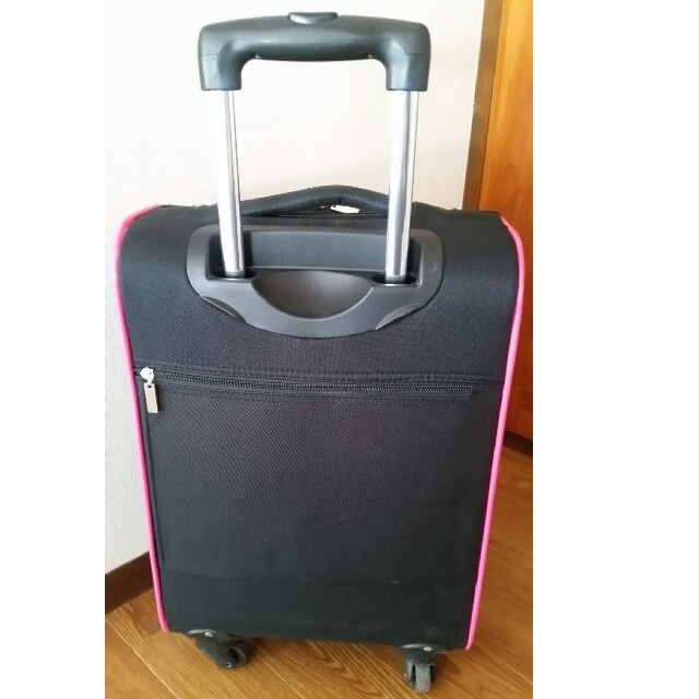 シフレ　siffler ソフトキャリー　キャリーバッグ レディースのバッグ(スーツケース/キャリーバッグ)の商品写真
