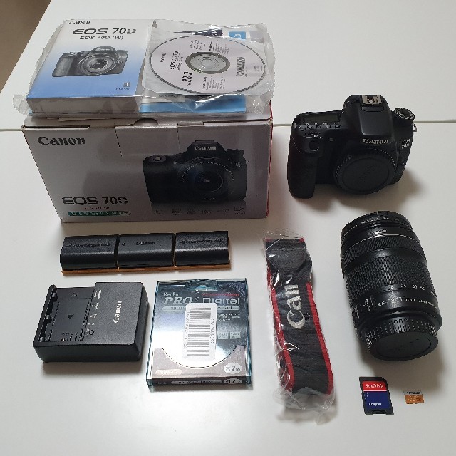 カメラEOS 70D EF-S 18-135 IS STM Kit