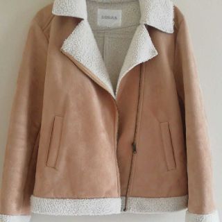 HONEYS(ムートンコート)のフリマアイテム一覧 HONEYS(ムートンコート)のフリマアイテム一覧