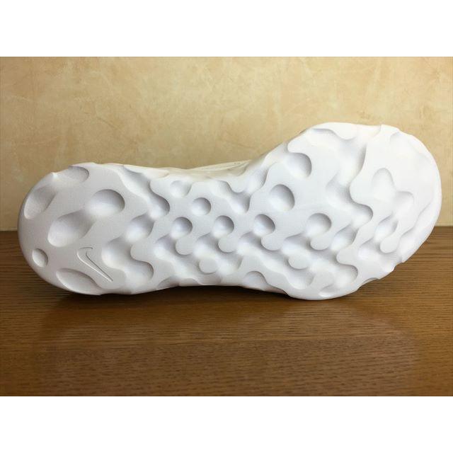 NIKE(ナイキ)のナイキ エクスプローラーストラーダ スニーカー 靴 23,5cm 新品 (68) レディースの靴/シューズ(スニーカー)の商品写真