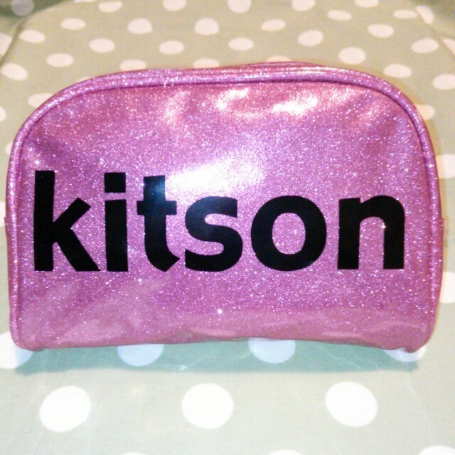 KITSON(キットソン)のKitson化粧ポーチ☆ピンクラメラメ レディースのファッション小物(ポーチ)の商品写真