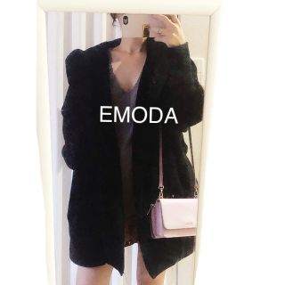 エモダ(EMODA)のEMODA コクーンフード コート(毛皮/ファーコート)