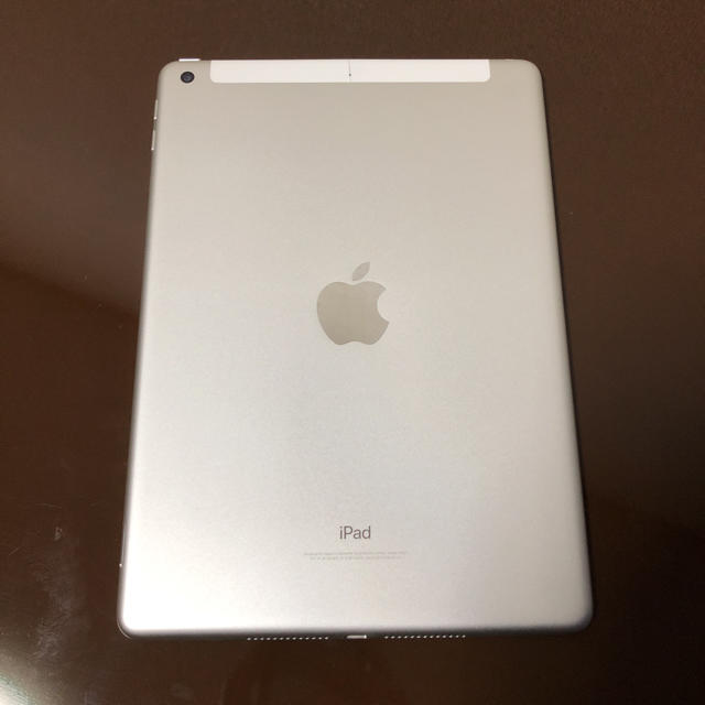 SIMフリー iPad 2017年モデル128GB Wi-Fi+Cellular