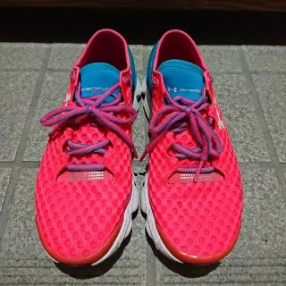 アンダーアーマー(UNDER ARMOUR)のアンダーアーマー  スニーカー(スニーカー)