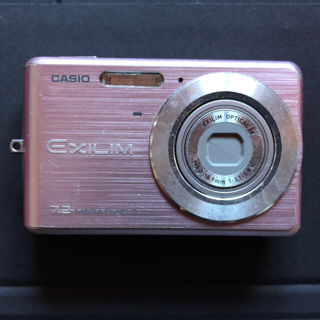 CASIO(カシオ)のカシオ　エクシルム　デジカメ　ピンク スマホ/家電/カメラのカメラ(コンパクトデジタルカメラ)の商品写真