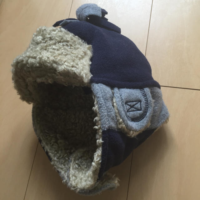 babyGAP(ベビーギャップ)のbabyGAP モコモコ帽子 キッズ/ベビー/マタニティのこども用ファッション小物(帽子)の商品写真