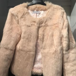 BARNEYS NEW YORK(ファー ・ 毛皮/ファーコート)のフリマ BARNEYS NEW YORK(ファー ・ 毛皮/ファーコート)のフリマ