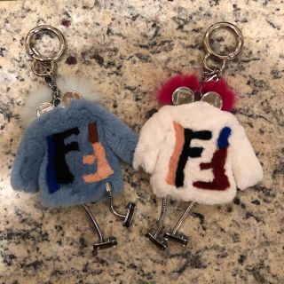 フェンディ(FENDI)のFENDI風　ラビットファーチャーム　ロボット(バッグチャーム)