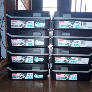 マキタ(Makita)のMakita マキタ TD171Dインパクトドライバー18v 8 台新品未使用(工具)