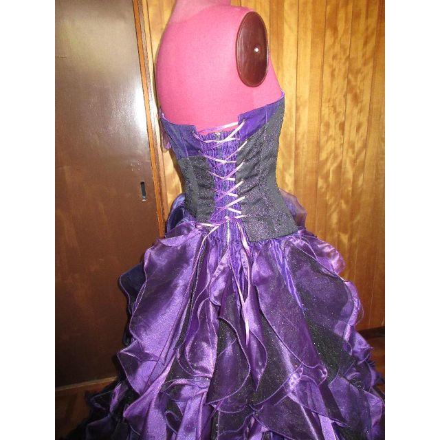 ウエディングングドレス　カクテル　高級ホテル内のブライダルのレンタル衣装　紫2⃣ レディースのフォーマル/ドレス(ウェディングドレス)の商品写真