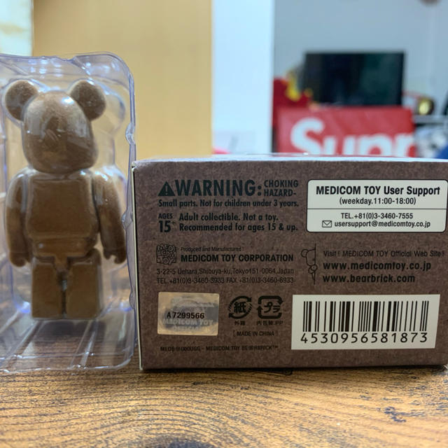 MEDICOM TOY(メディコムトイ)の非売品 BE@RBRICK 100% UGG ベアブリック エンタメ/ホビーのフィギュア(その他)の商品写真