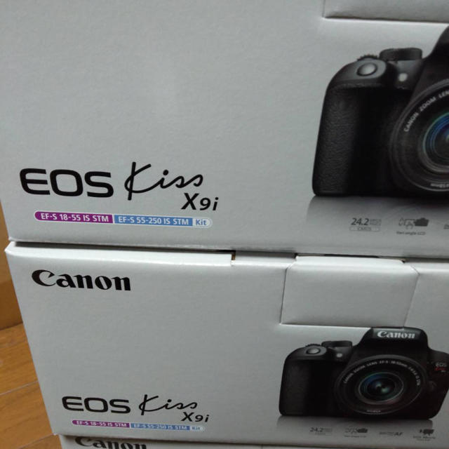 再再販！ X9i Kiss EOS CANON - Canon ダブルズームキット [新品] 2台 デジタル一眼