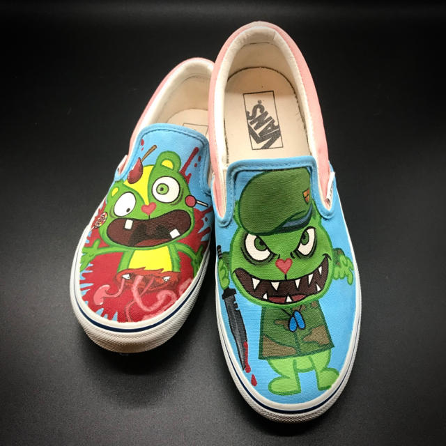 されたカス《 VANS カスタムスニーカー ❤️ グロ可愛いさで人気の