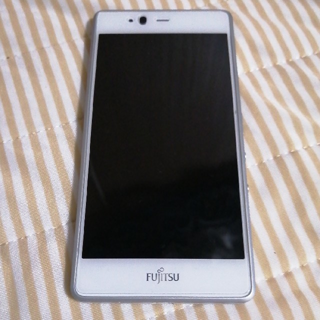 スマートフォン本体FUJITSU arrows M04