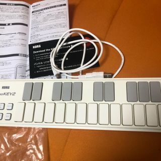 コルグ(KORG)のMIDIキーボード nanoKEY2 25鍵 ホワイト★値下げしました(MIDIコントローラー)