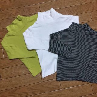 ユニクロ(UNIQLO)のUNIQLO***80タートルカットソー(シャツ/カットソー)