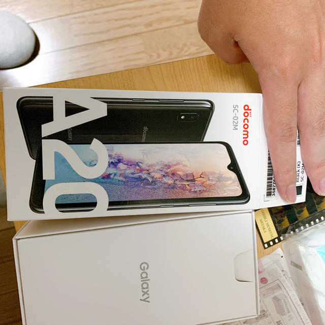 スマートフォン/携帯電話送料込　ドコモギャラクシー新製品　Docomo Galaxy A20 黒