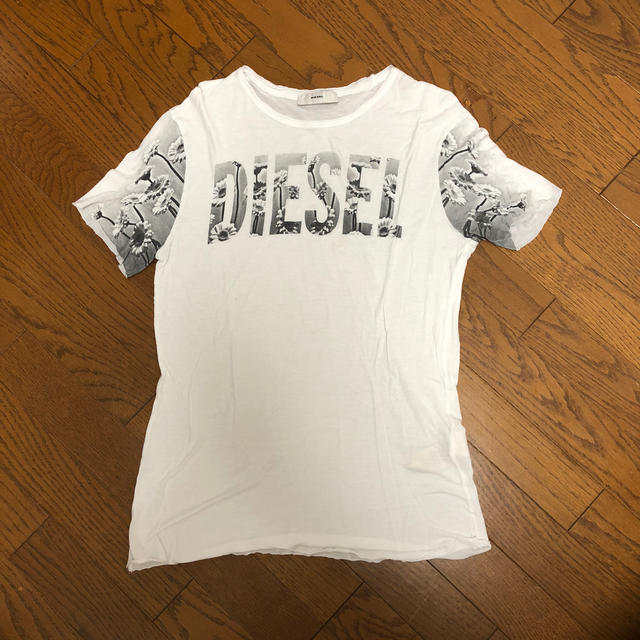 DIESEL(ディーゼル)のディーゼル Tシャツ レディースのトップス(Tシャツ(半袖/袖なし))の商品写真