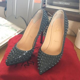 クリスチャンルブタン(Christian Louboutin)のルブタン♡グレーパンプス(ハイヒール/パンプス)